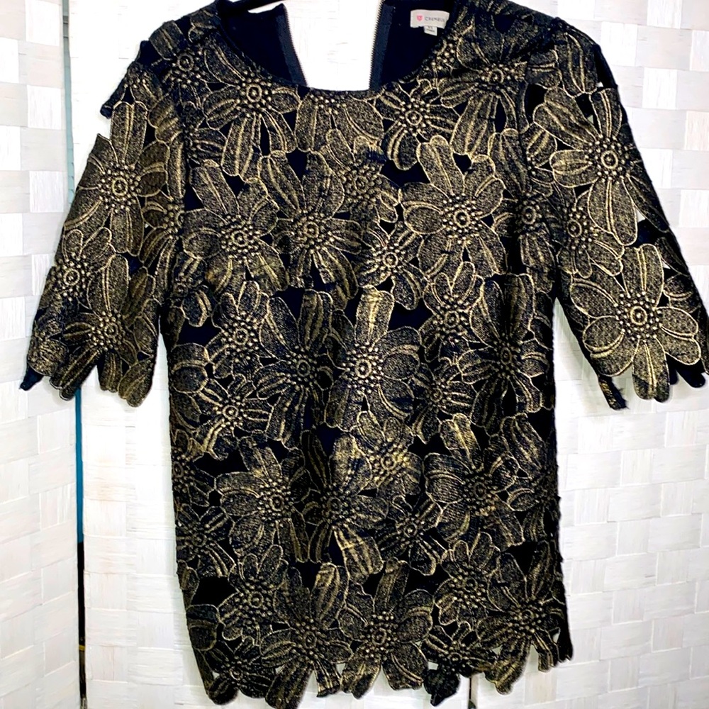 Cremieux Gold Details Top